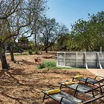 게스트하우스 Family & Friends Retreat W/ Pool - Moncarapacho 4*