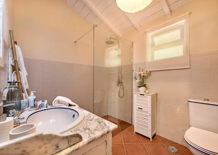 بيت ضيافة Family & Friends Retreat W/ Pool - Moncarapacho 4*
