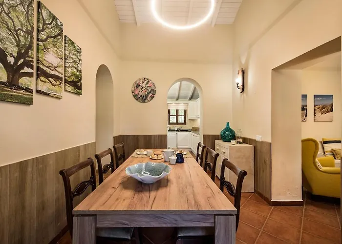 Family & Friends Retreat W/ Pool - Moncarapacho 招待所 塔维拉