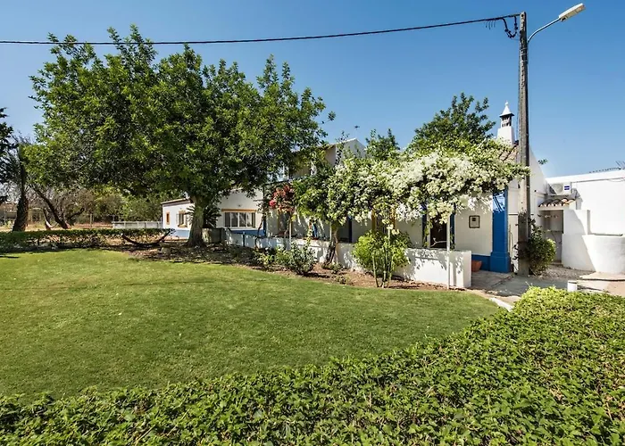 Family & Friends Retreat W/ Pool - Moncarapacho